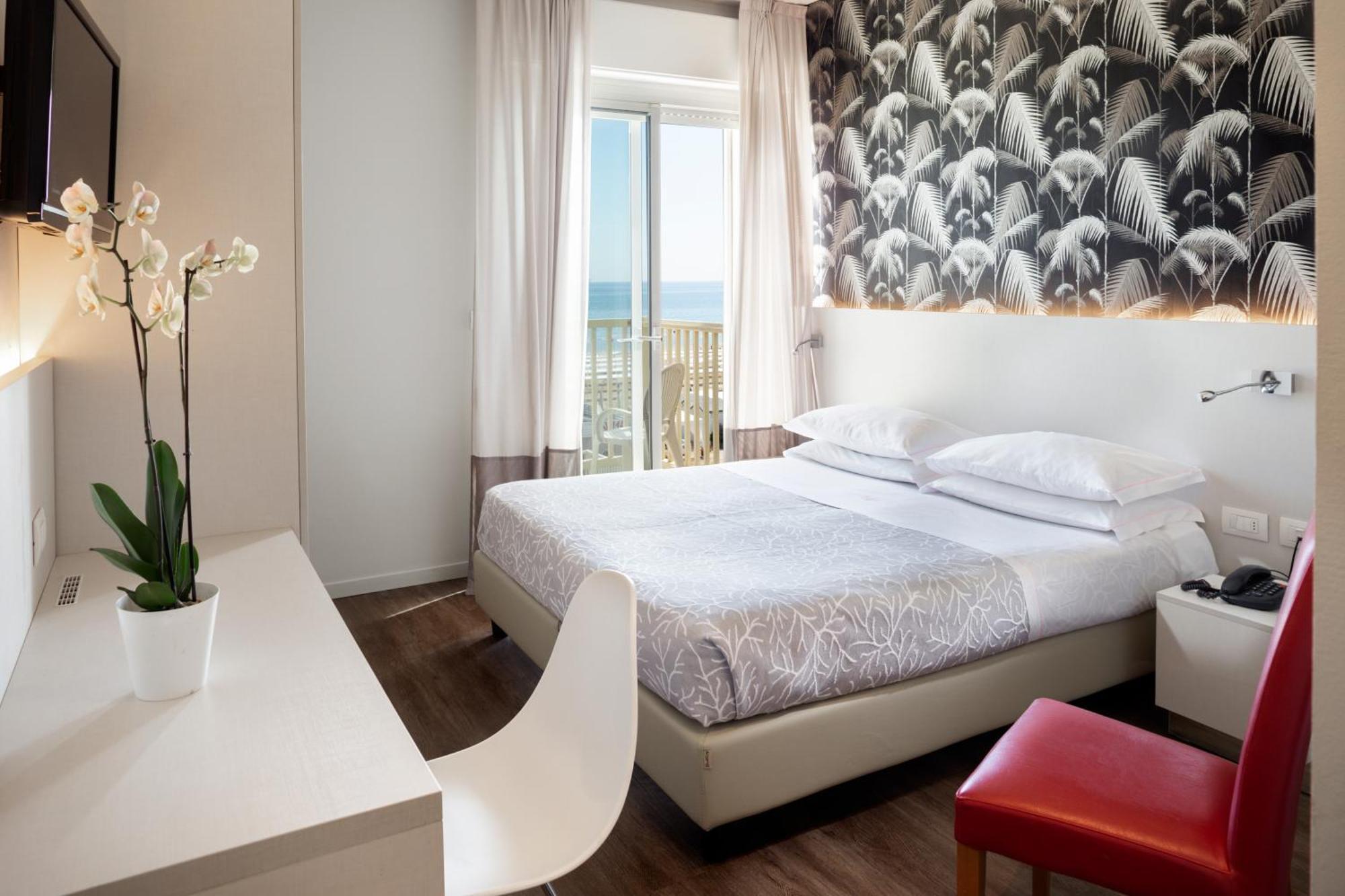 Hotel Gemma Riccione Buitenkant foto